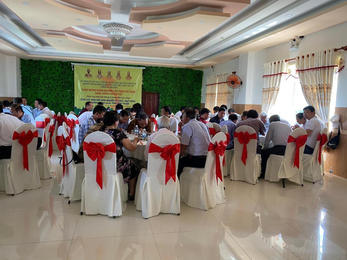 Ham Tan Ngoc Nam Hotel מראה חיצוני תמונה